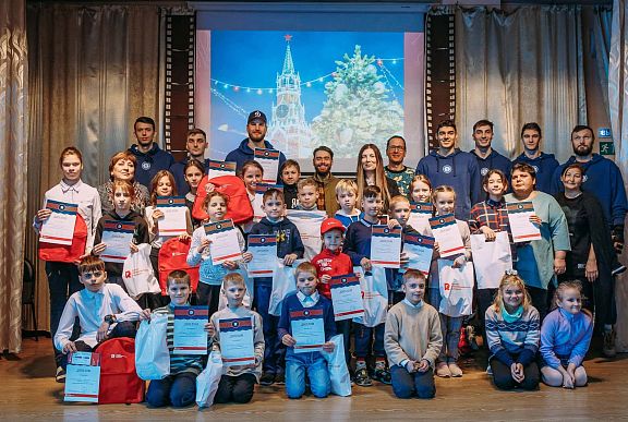 俄罗斯渔业公司给赢得动画竞赛的学生奖赏
