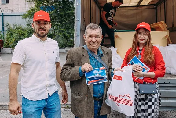 The Russian Fishery Company congratulated industry veterans on the eve of Fisherman's Day